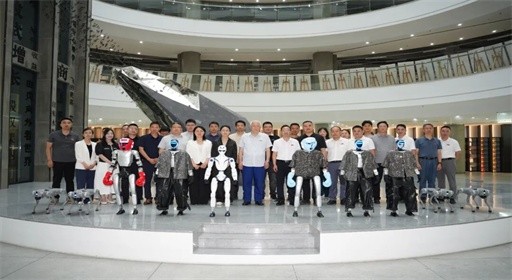智启新时代，融创新生态！福州工商学院携手科大讯飞共建人工智能产业学院